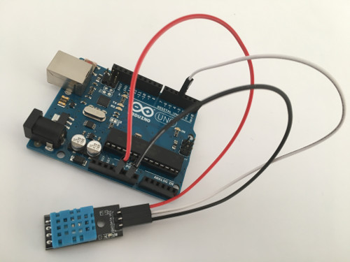 DHT11 sensor connected to Arduino Uno