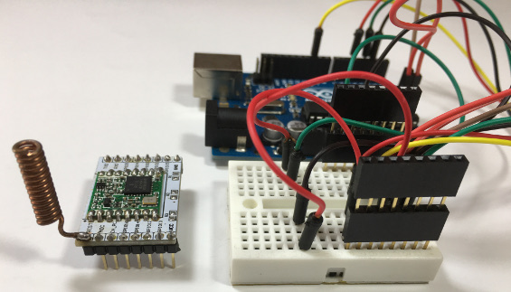 Arduino Uno and LoRa module compact 3