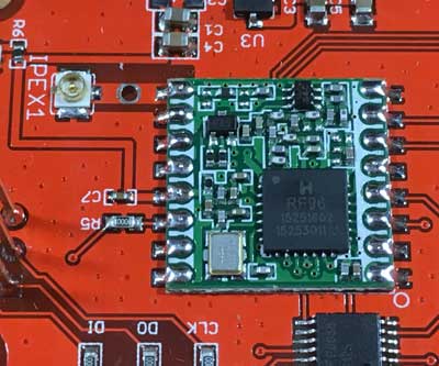 Chip marked RF96 is using the SX1276 chip